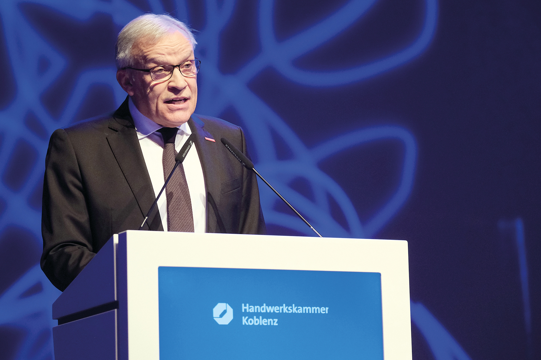 Der Pr&auml;sident der Handwerkskammer Koblenz Kurt Krautscheid begr&uuml;&szlig;t das neue Recht auf Reparatur als wertvolle Ma&szlig;nahme f&uuml;r die regionale Wirtschaft, das Handwerk, die Verbraucher und die Umwelt. Foto: © HwK Koblenz / Michael Jordan