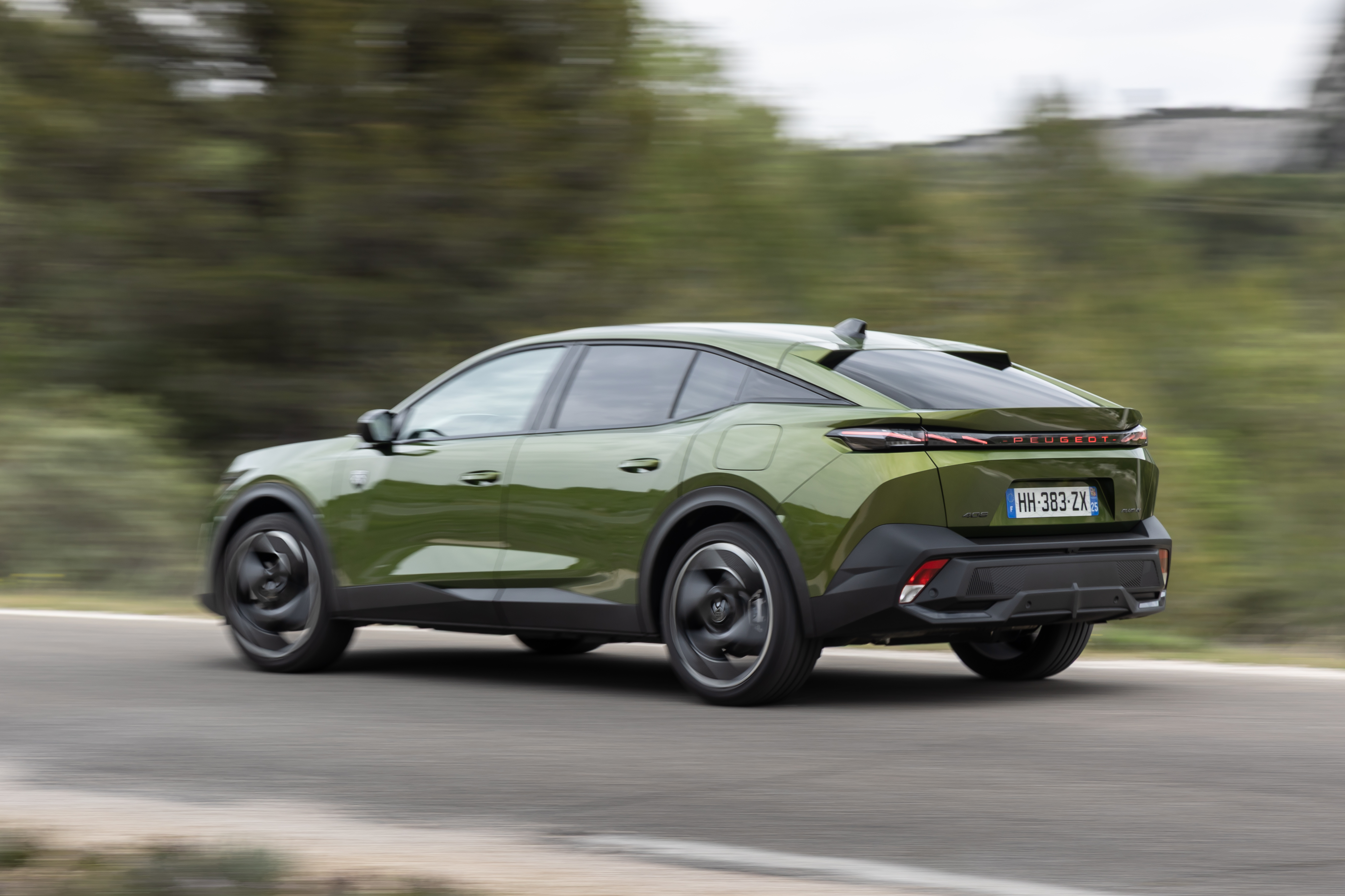 Der aktuelle 408 von Peugeot. Foto: © Peugeot