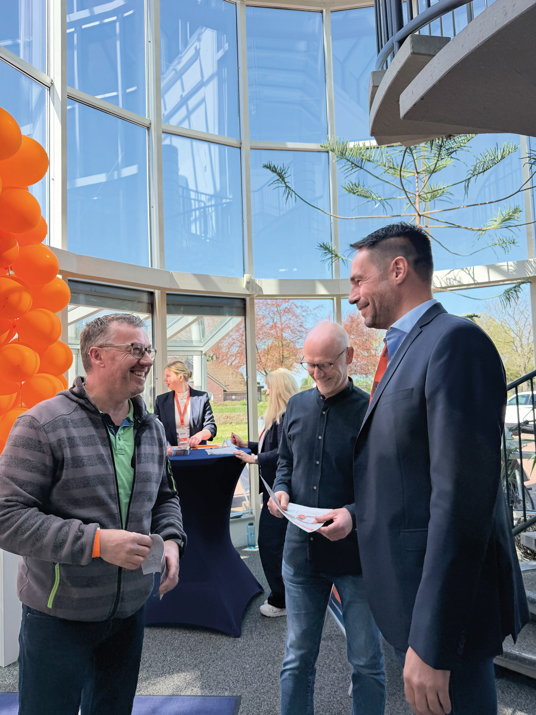 F&uuml;r Gesch&auml;ftsf&uuml;hrer Thorsten M&uuml;ller und seine Kollegen sind pers&ouml;nliche N&auml;he und direkter Austausch wesentliche Bestandteile einer erfolgreichen Zusammenarbeit. Foto: © Schüt-Duis
