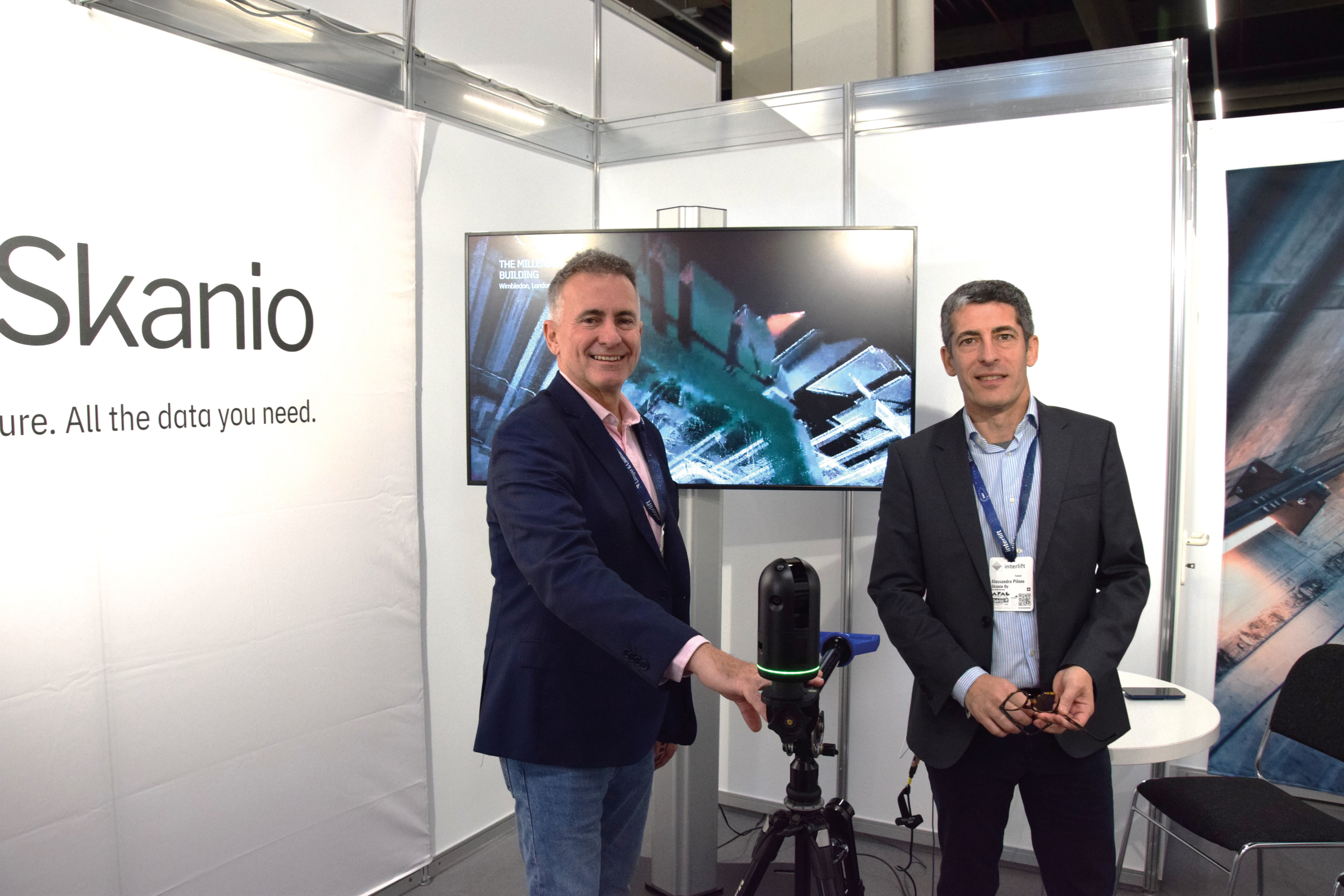 Alessandro Pilone (r.) und Michael Williams im Oktober 2025 bei der interlift. Foto: © Bernd Lorenz/LIFTjournal