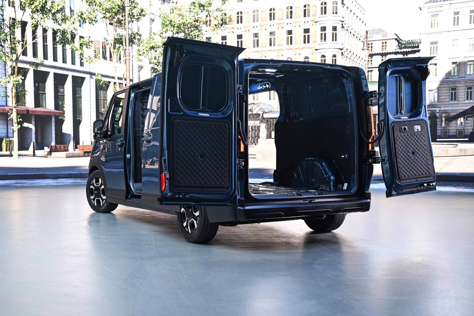 Der PV7 kommt in zwei L&auml;ngen und zwei Dachh&ouml;hen mit bis zu acht Kubikmeter Ladevolumen. Foto: © Kia