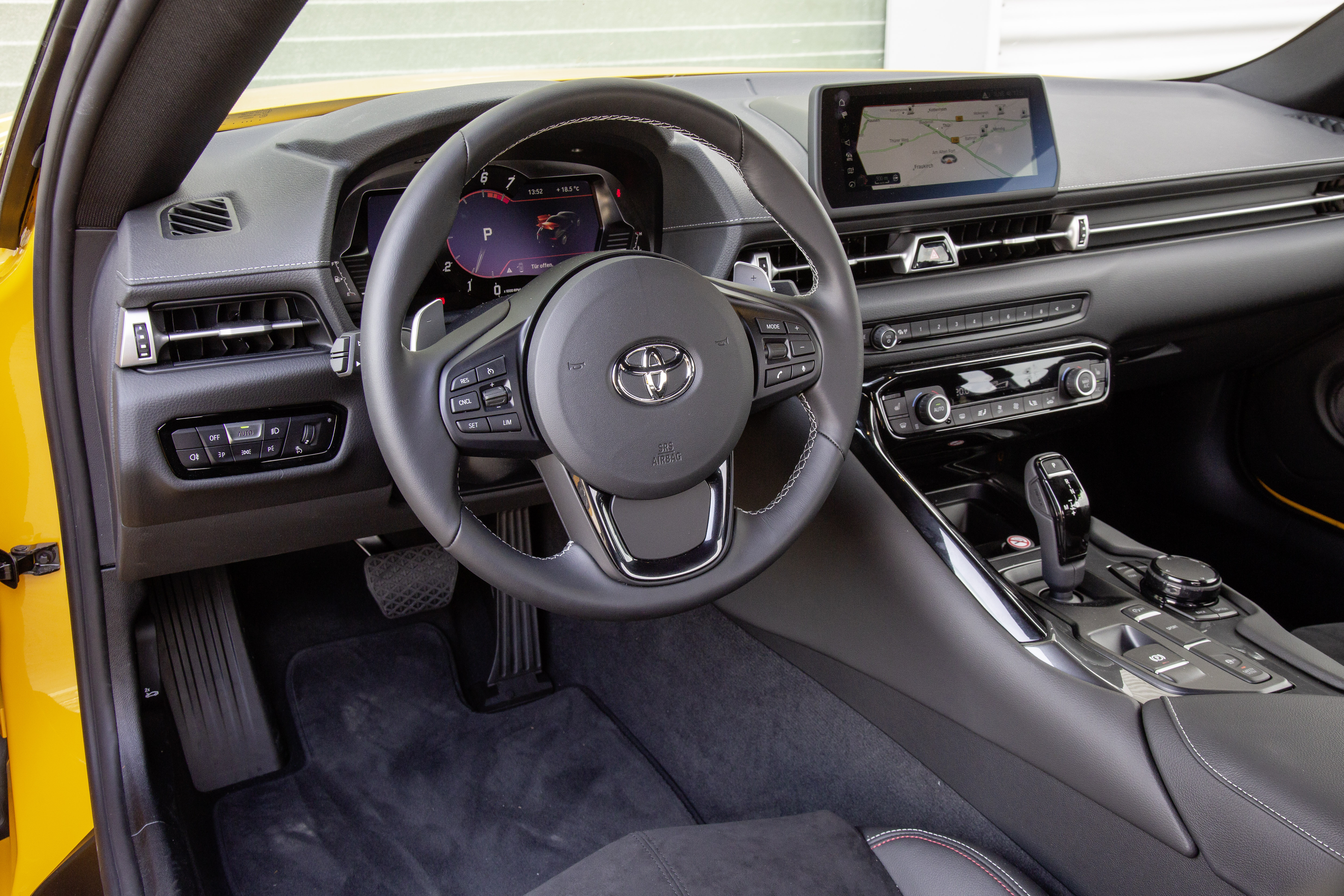 Das Basismodell bringt eine ordentliche Sicherheitsaussattung mit. Foto: © Toyota