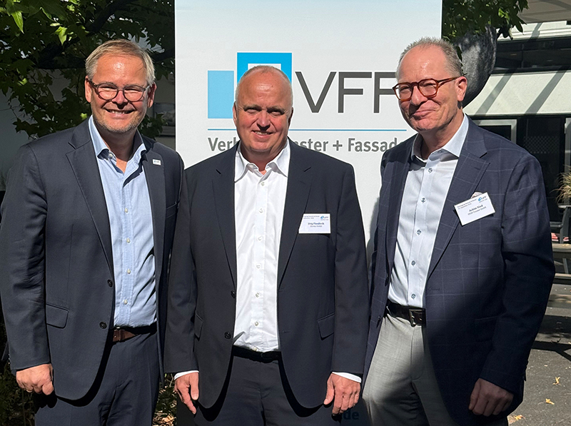 Sie haben die Marktzahlen auf der VFF-Fachtagung Statistik & Markt am 29. September 2026 vorgestellt: (von links) VFF-Gesch&auml;ftsf&uuml;hrer Frank Lange, J&ouml;rg Flasdieck (Heinze Marktforschung GmbH) und Achim Nied (Obmann Fachausschuss Statistik und Markt beim VFF). Foto: © VFF