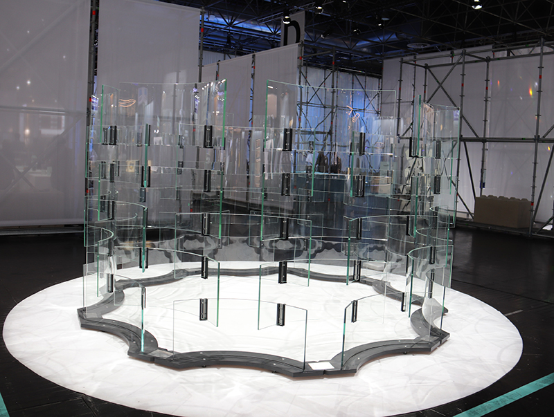 Die Sonderausstellung glass technology live bot wieder eine F&uuml;lle hochinteressanter Glasobjekte. Foto: © Vössing