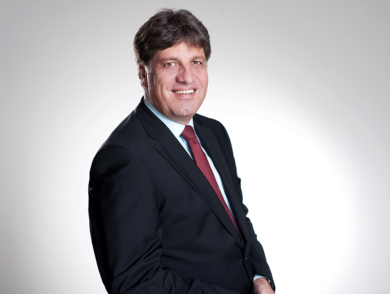 Peter Kirn, Leiter Fachhandwerk bei Somfy, will mit der Sonnenschutzkampagne den lokalen Verkauf der Fachhändler fördern. Foto: © Somfy