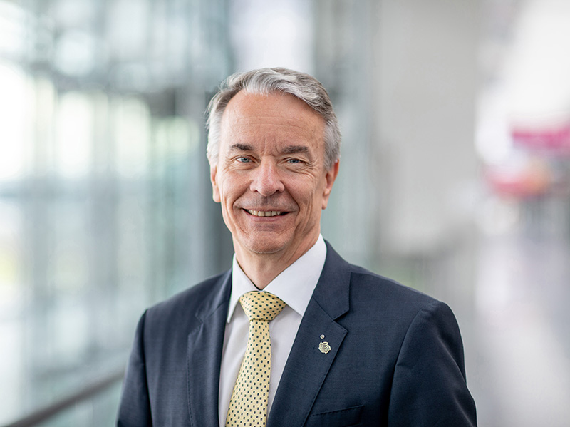 Roland Bleinroth, Geschäftsführer und Sprecher der Geschäftsführung der Messe Stuttgart: Vom ersten Tag an haben wir auf eine enge und transparente Kommunikation mit allen Beteiligten gesetzt. Foto: © Messe Stuttgart