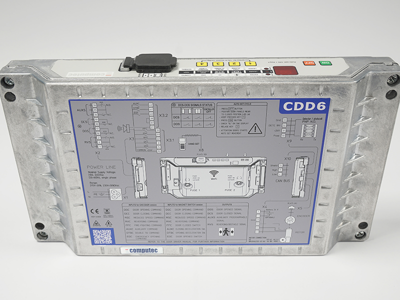 Das CDD6 P2609 ist ein universell einsetzbarer Türantrieb (wo nötig mit Kabelsatz P2611). Foto: © Zagro