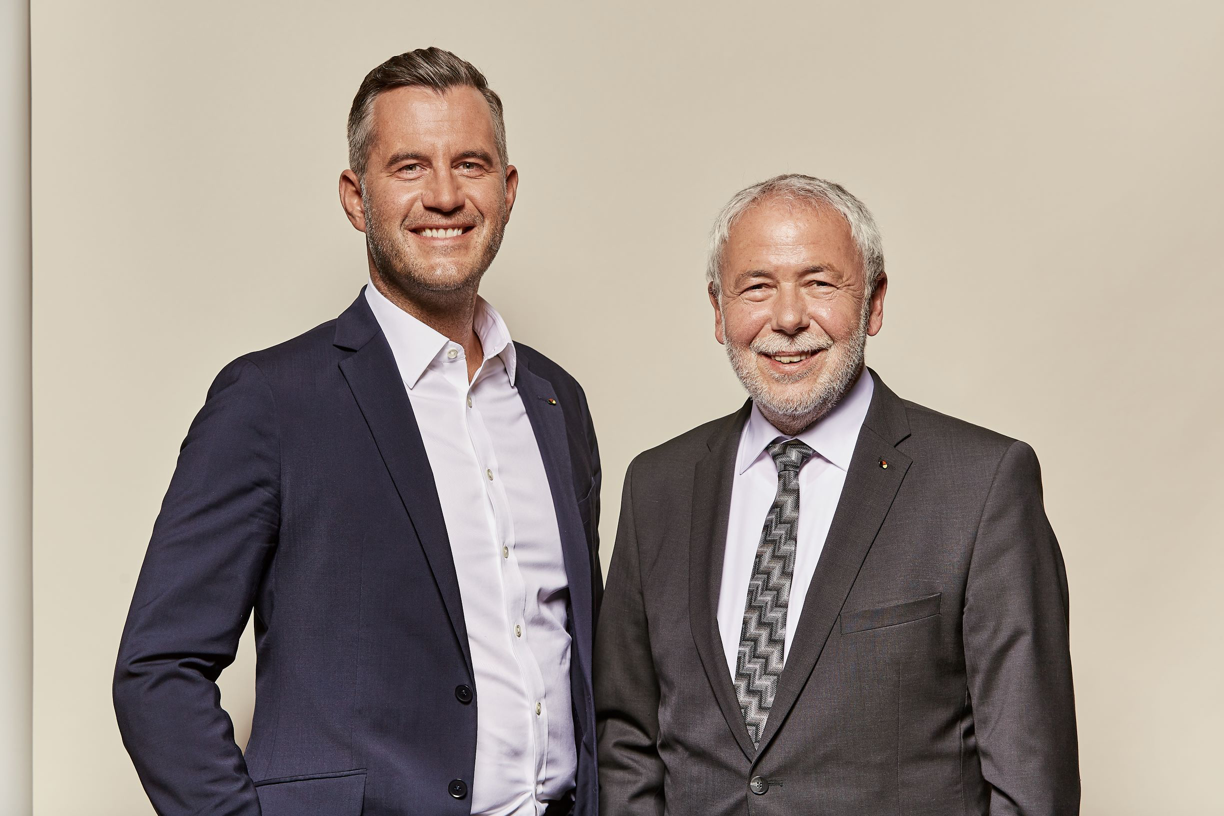 Michael Wippler (r.), Präsident des Zentralverbandes und Hauptgeschäftsführer Daniel Schneider haben sich für die Änderung eingesetzt. Foto: © Zentralverband des deutschen Bäckerhandwerks