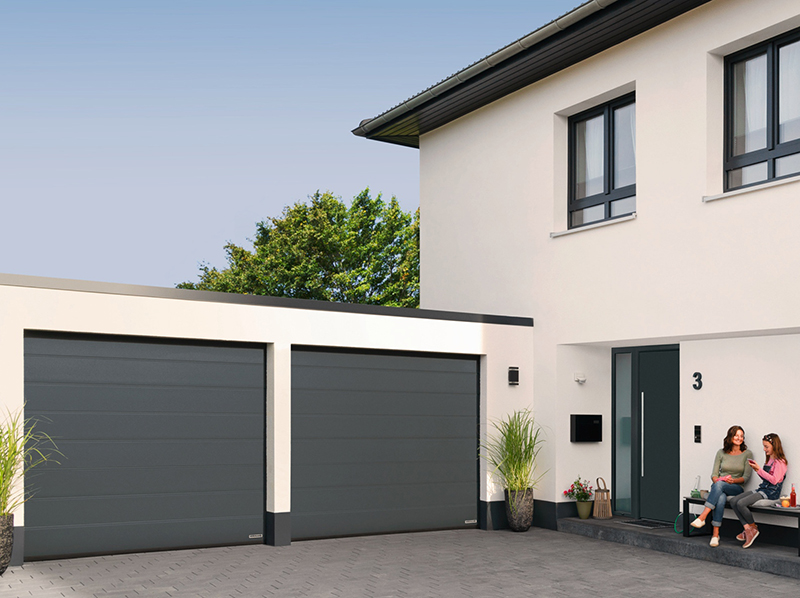 Mit der jährlichen Verkaufsförderungskampagne Europa-Promotion können Hörmann Partner ihren Kunden hochwertige Tor- und Türlösungen zu attraktiven Vorteilspreisen anbieten. Foto: © Hörmann