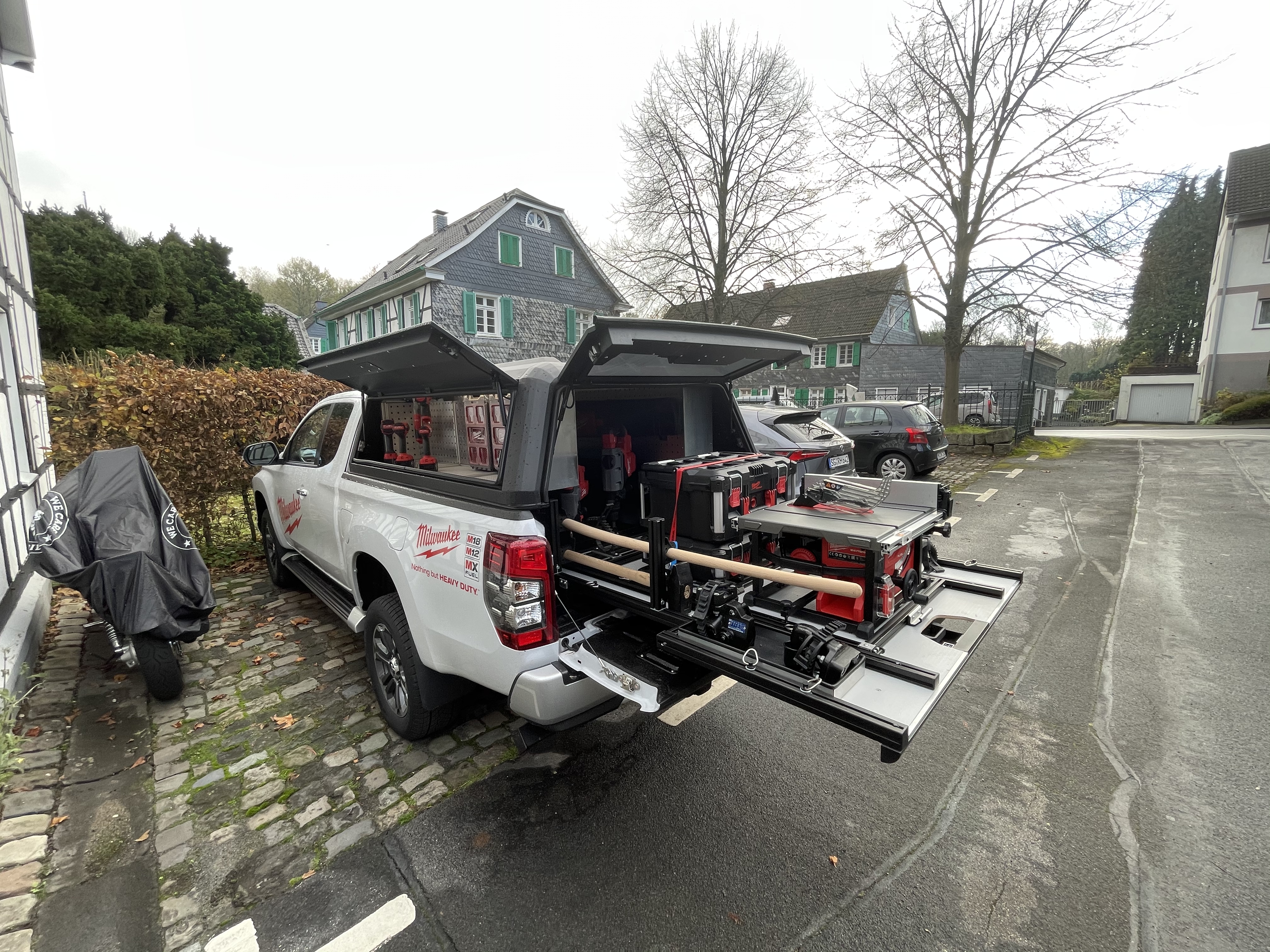 Für Handwerker: das Extra Schiebeplateau Modular CC mit einer fünfstufigen Blockiereinrichtung. Foto: © Manuel Quirl