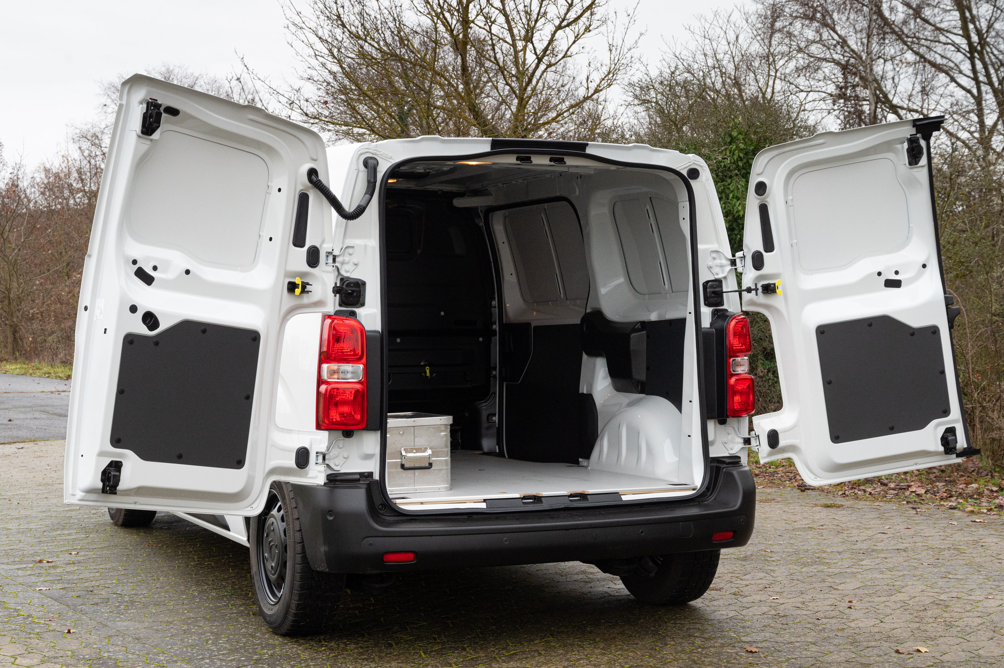 Den Citroën e-Jumpy gibt es in zwei Batterieversionen. Foto: © Martin Bärtges