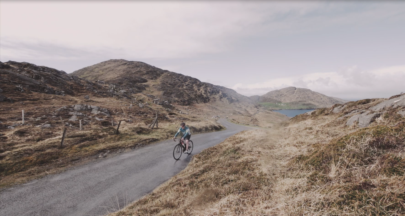 IN IRLAND WARTEN SPEKTAKULÄRE FAHRRADROUTEN FÜR JEDES TEMPO UND LEISTUNGSNIVEAU. Foto: © Valerie O‘Sullivan/Irland Tourism