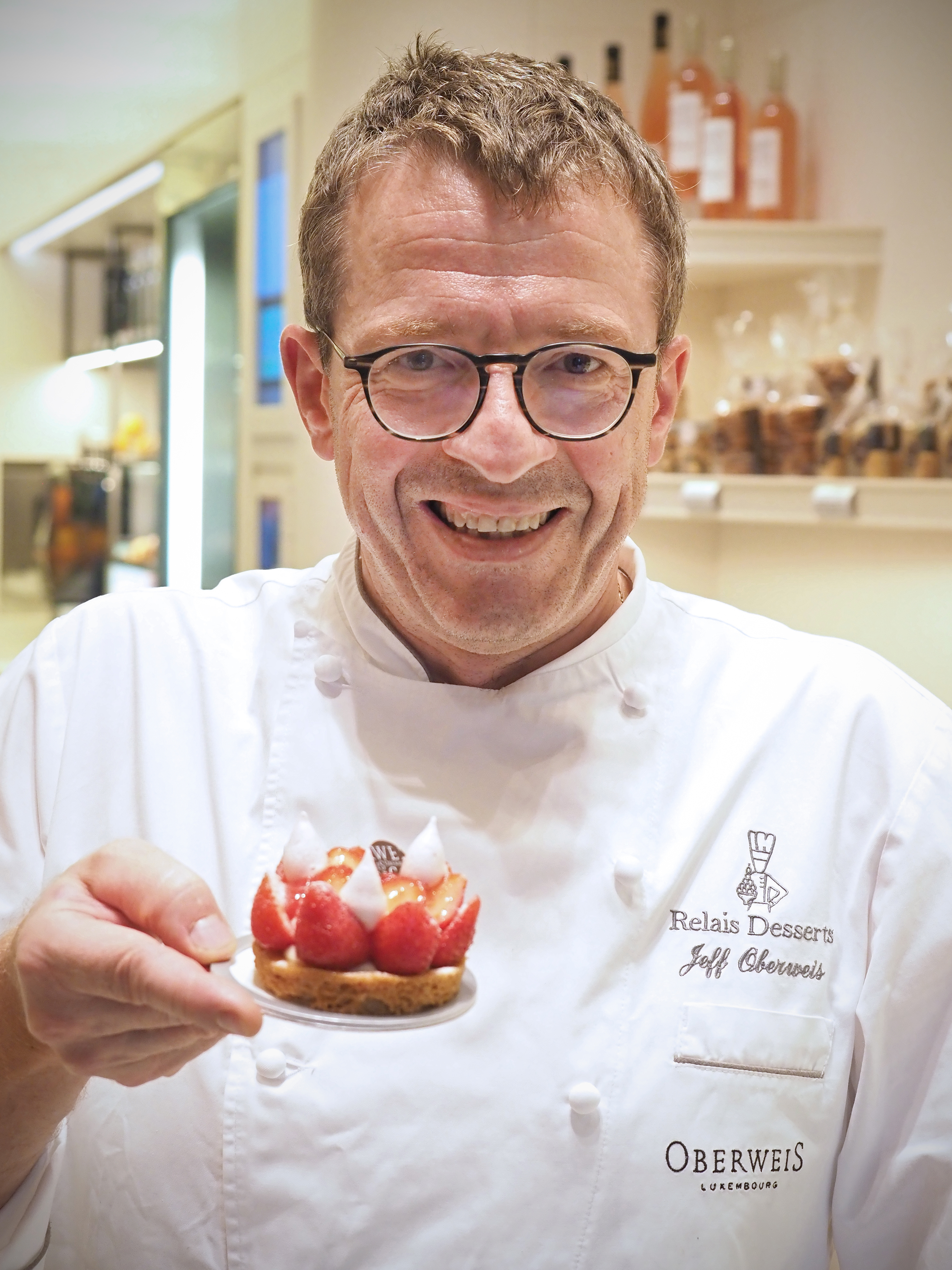 Jeff Oberweis entwickelt mit seinem Team in jeder Sasion neue Verführungen aus Schokolade, Marzipan und Trüffelcréme. Foto: © LFT_ThomasReinhardt