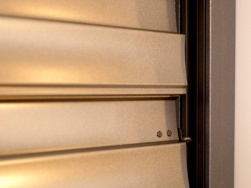 Eine große Gestaltungsfreiheit ist gegeben - inklusiv trendiger, matter Oberflächenfarben. Foto: © Warema