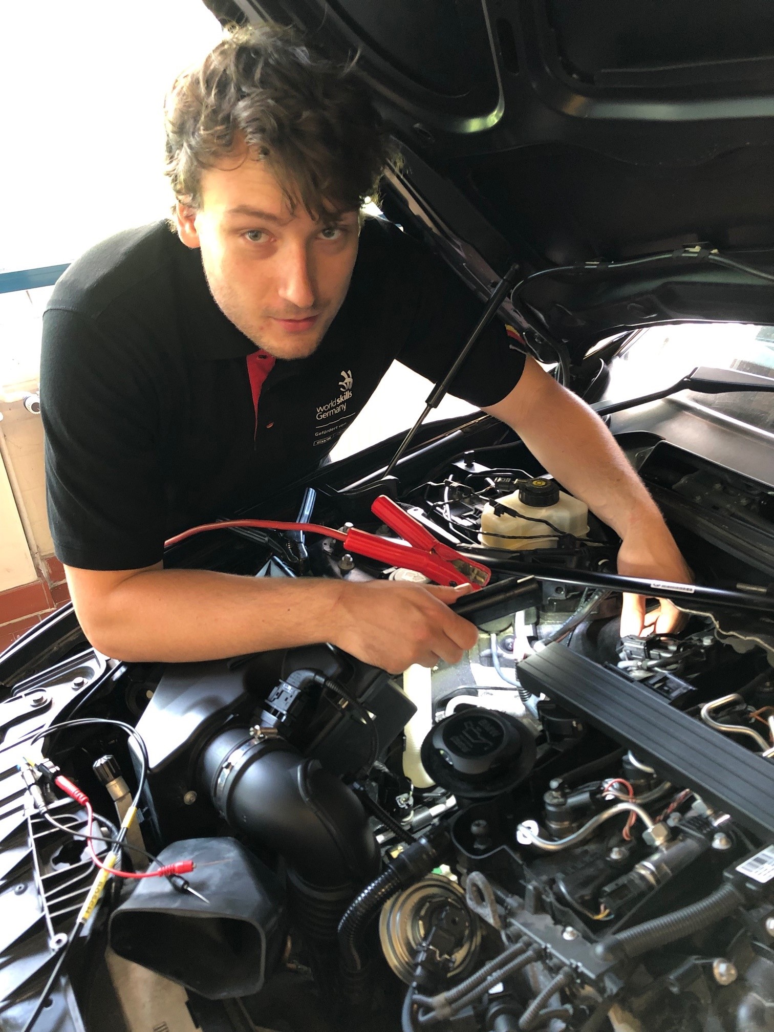 Tobias Zander tritt für das Kfz-Gewerbe bei den EuroSkills 2021 im Skill 33 an. Foto: © ProMotor