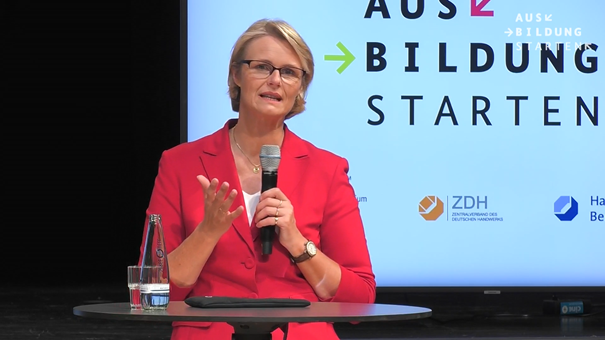 Bundesbildungsministerin Anja Karliczek Foto: © Screenshot Livestream BMBF