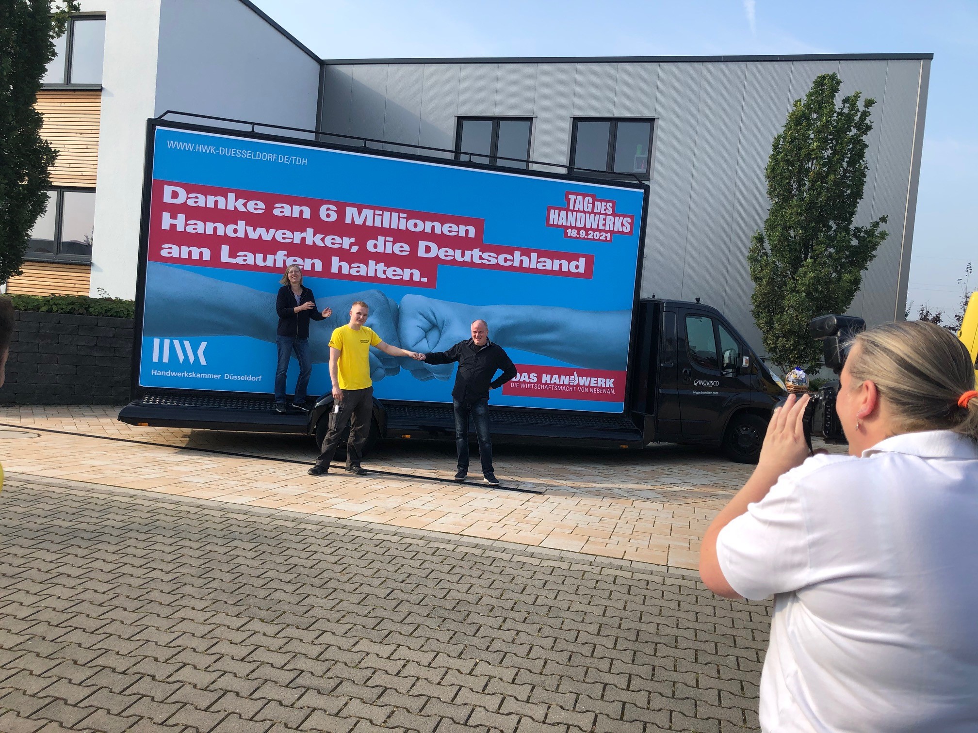 Eine der vielen Stationen: Ein Mottotruck bei Modellbau Zech & Waibel in Neuss. Foto: © W. Meyer