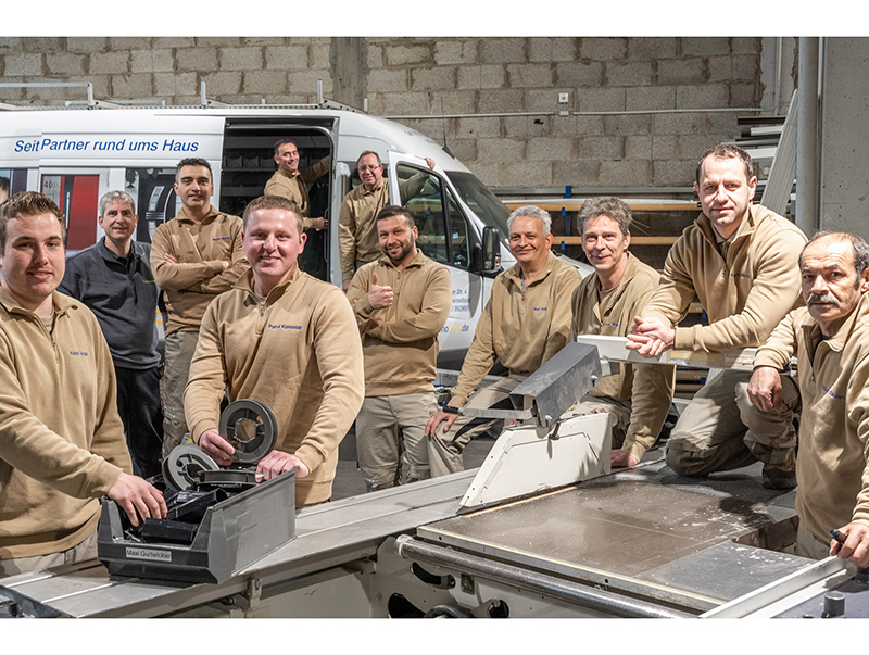 Bestens geschult: das Montageteam von Thermosun. Foto: © Thermosun Deliga