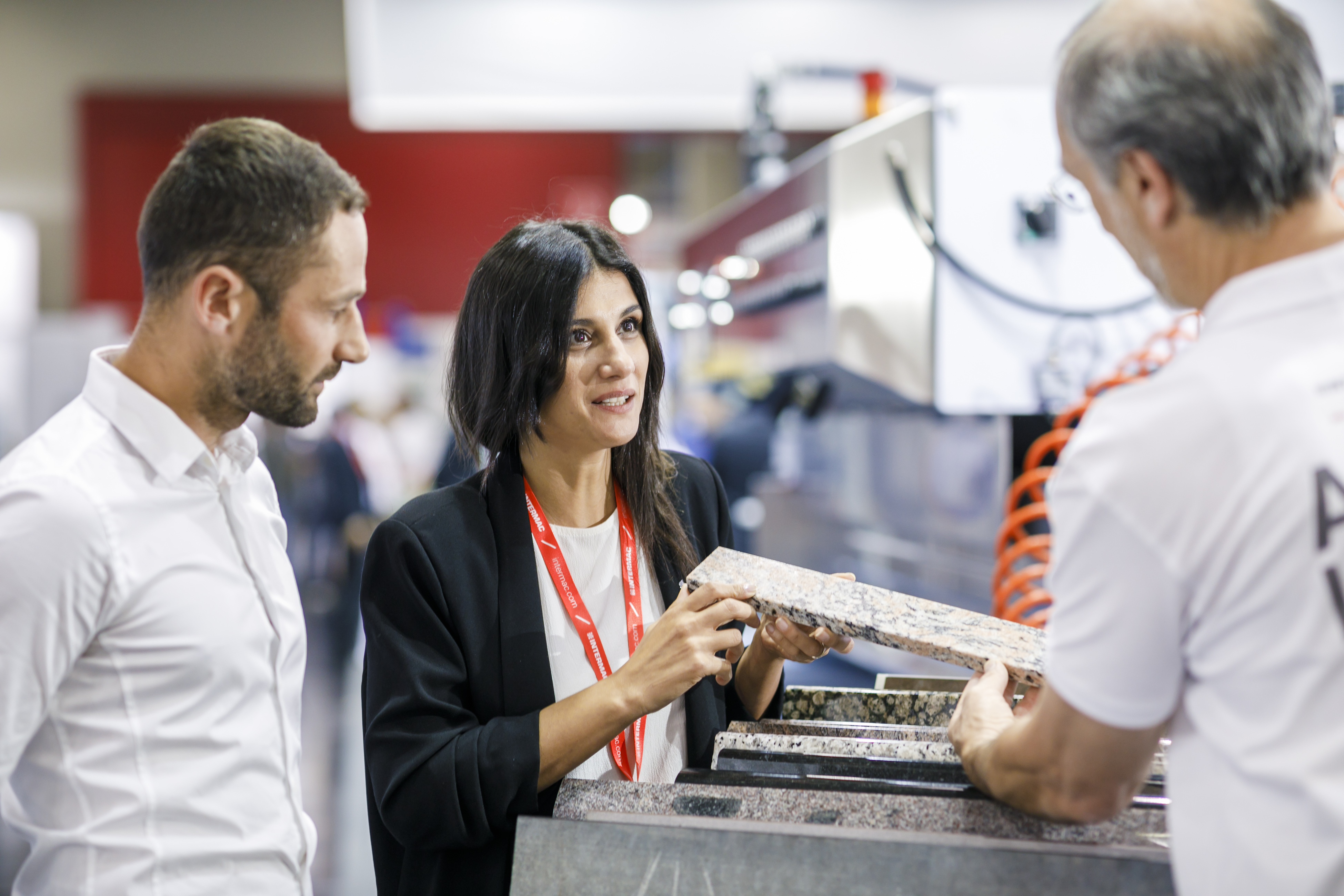 Austausch innerhalb der Branche: Auf der Stone+tec dreht sich alles um Naturstein und Steintechnologie. Foto: © NuernbergMesse / Heiko Stahl