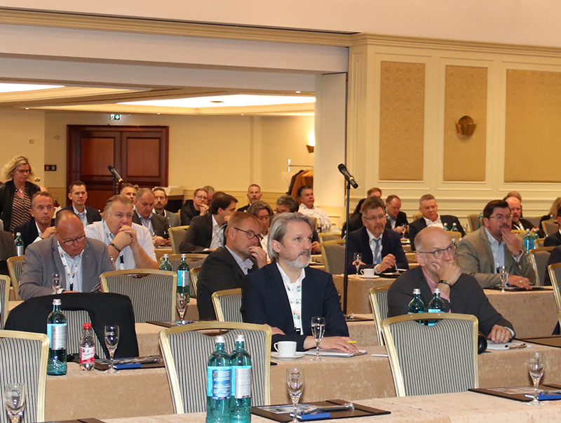 Die Organisatoren von Bundesverband Flachglas und Gütegemeinschaft Flachglas hoffen für den diesjährigen Glaskongress trotz Corona auf eine gute Beteiligung. Foto: © Vössing