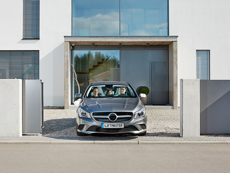 Unter den insgesamt sechs Produktneuheiten finden sich auch drei Antriebe für Schiebetore. Foto: © LiftMaster / Chamberlain