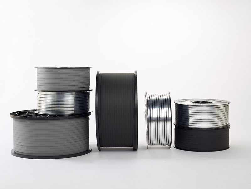 Komplettprogramm für die flexible Isolierglasproduktion: Edgetech liefert für jeden Anwendungsfall den passenden Super Spacer-Abstandhalter. Foto: © Edgetech/Quanex