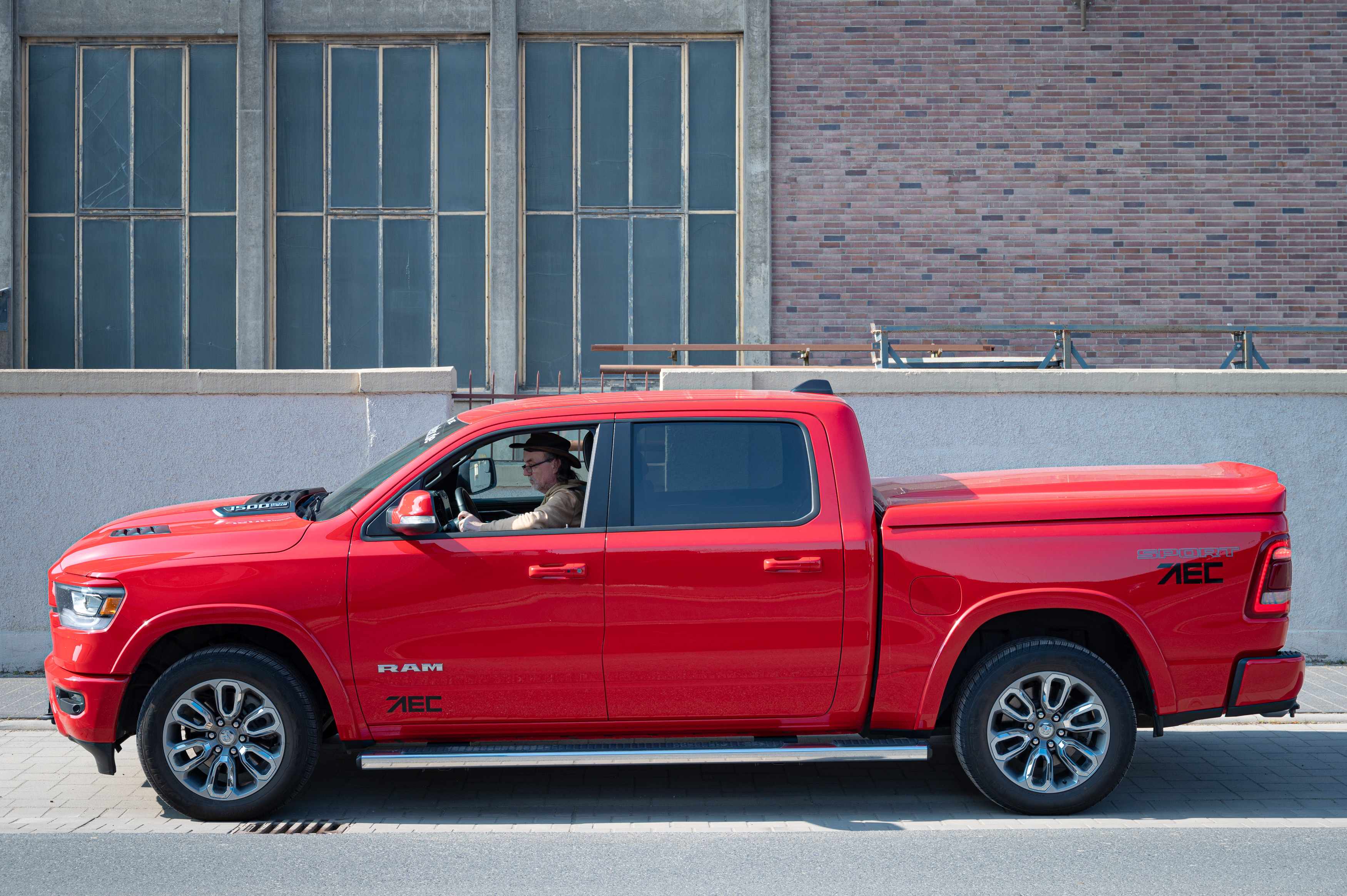 Der RAM 1500 Laramie - ein Kraftpaket mit Gastank. Foto: © Martin Bärtges