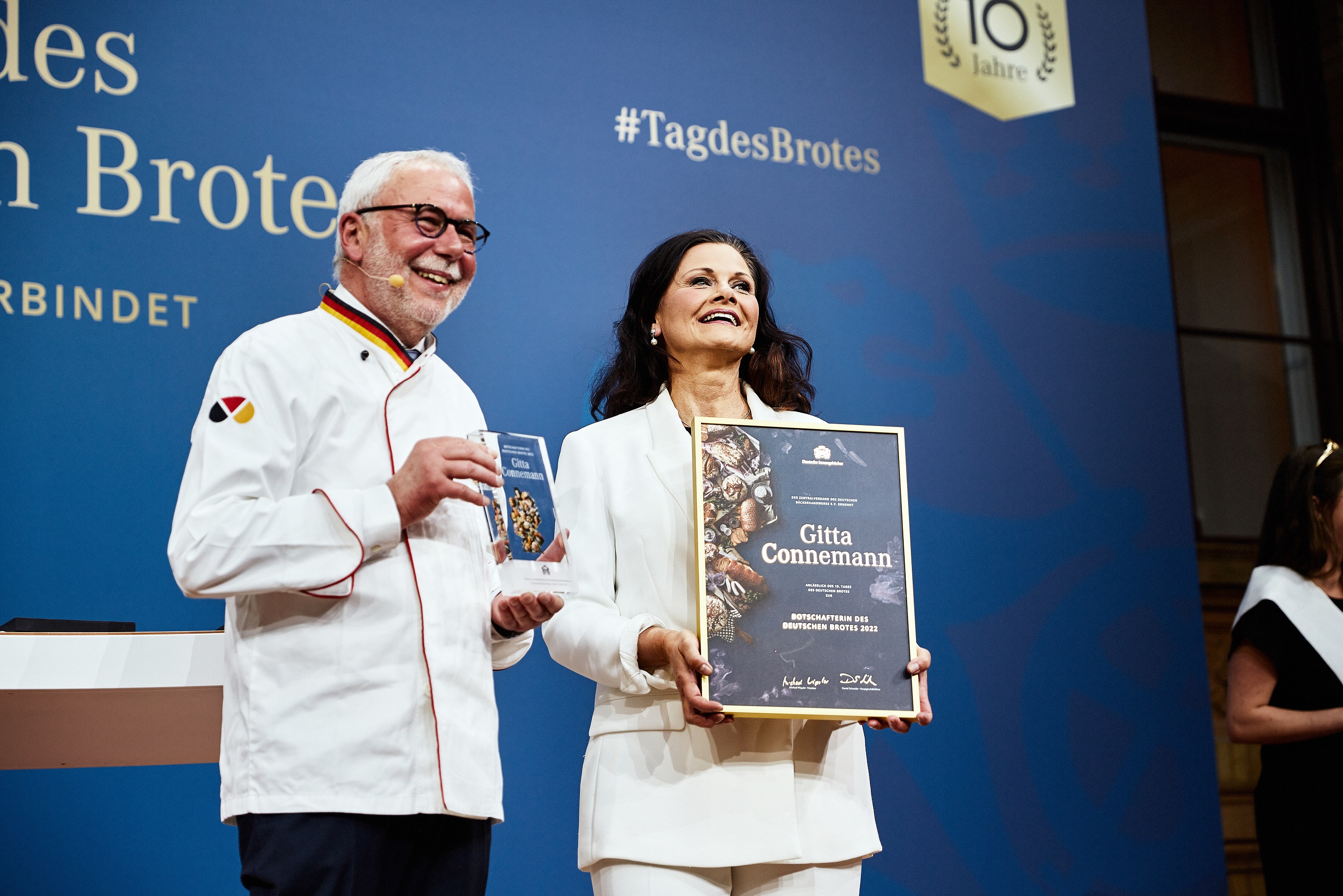 Die Politikerin Gitta Connemann wurde von Bäckerpräsident Michael Wippler am 10. Tag des Deutschen Brotes zur Brotbotschafterin 2022 ernannt. Foto: © Zentralverband des Deutschen Bäckerhandwerks