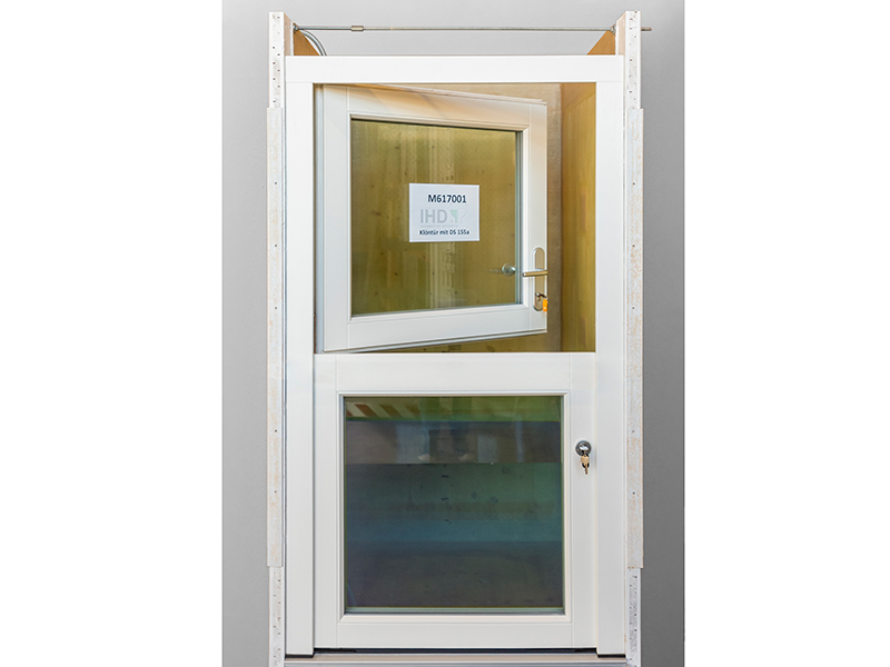 Der 1. Platz des TIHD-Forschungspreises 2022 ging an die Hochwasserschutztür. Foto: © Institut für Holztechnologie Dresden