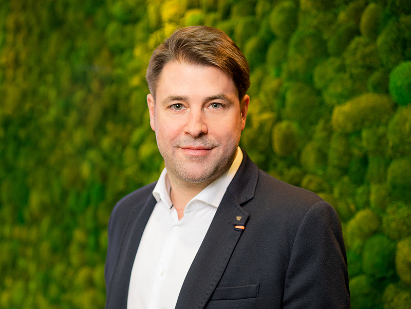 Markus Herbst, Sprecher der Geschäftsleitung der Schüco Polymer Technologies KG in Weißenfels. Foto: © Schüco International KG