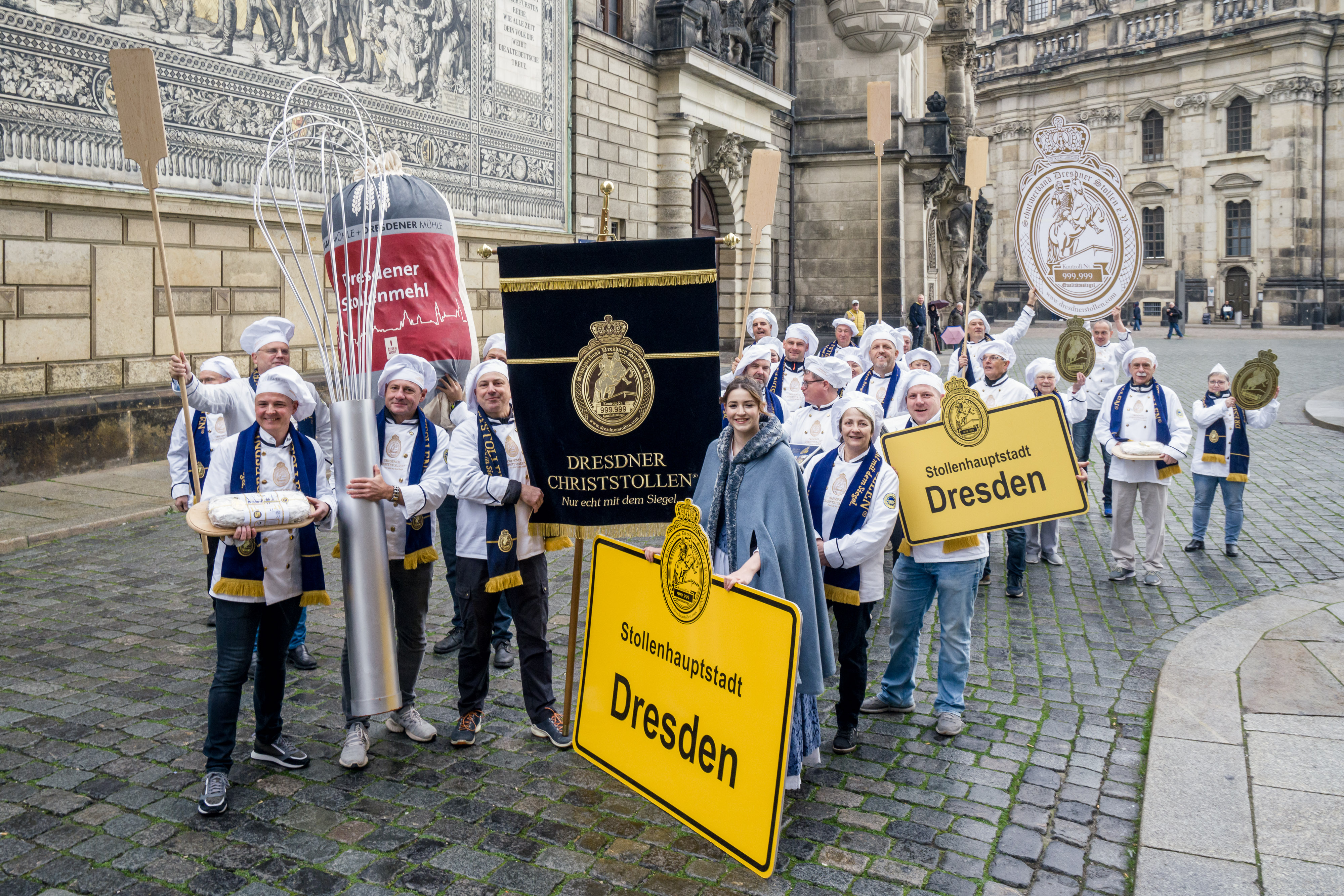 Foto: © Schutzverband Dresdner Stollen e. V. / Michael Schmidt