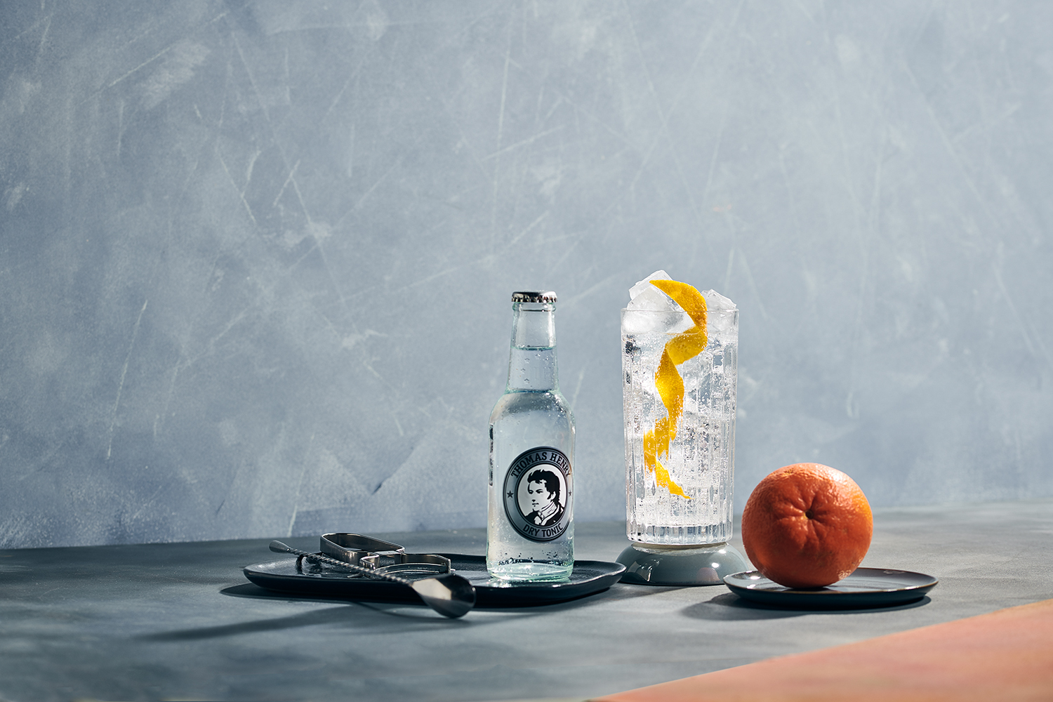 Thomas Henry mit dem Dry Tonic Foto: © Thomas Henry