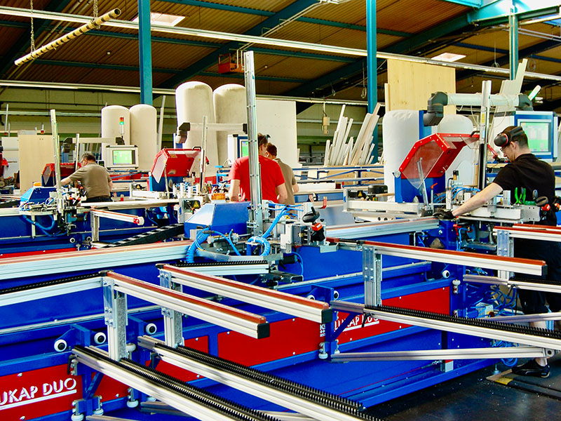 Der Umzug verlief reibungslos – bereits nach drei Tagen wurde der erste Rollladen produziert. Foto: © Folgner