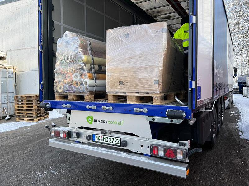 Insgesamt stellte das Unternehmen ganze 5000 Quadratmeter Stoffe zur Verfügung. Foto: © Shadesign