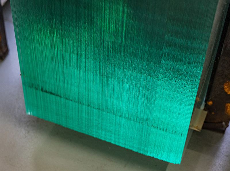 Gut 70 Prozent beträgt der Scherbenanteil in dem neuen CO2-reduziertem Glas Oraé. Foto: © Saint-Gobain Glass