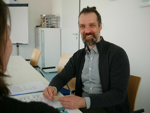 Lars Kiefer, Leiter des Kompetenzzentrum Mediensucht in Singen Foto: © Handwerkskammer Konstanz