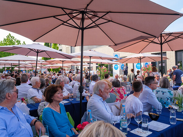 Photo: © Rene van der Voorden Photo: © Rene van der Voorden