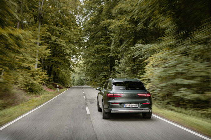 Der Genesis ist ein Stromer von der komfortablen Sorte. Foto: © Genesis Der Genesis ist ein Stromer von der komfortablen Sorte. Foto: © Genesis