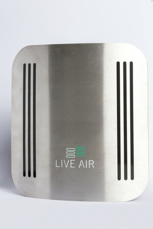 LIVE AIR Lift Clean: Lift Clean sorgt zuverlässig für gereinigte Luft im Fahrkorb. Foto: © Lift-M