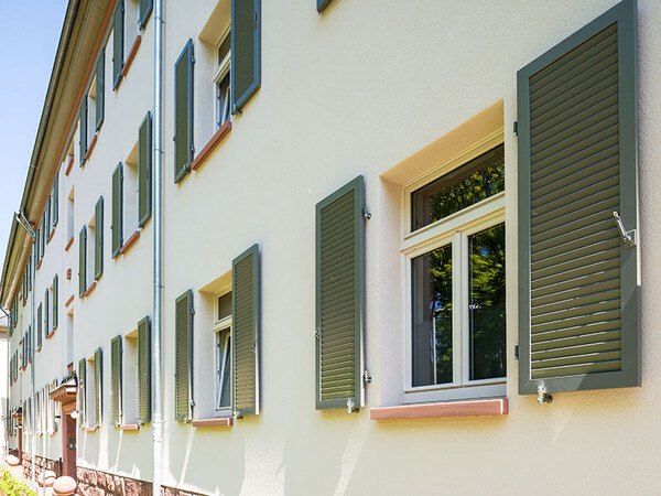 Neue Fenster – unverzichtbar für klimaschonende Fassaden. Foto: © Gealan