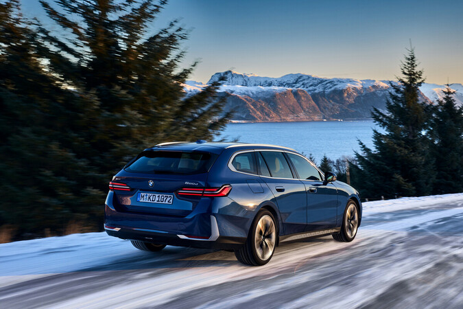 Der neue BMW 5er Touring ist in allen Dimensionen gewachsen. Foto: © BMW