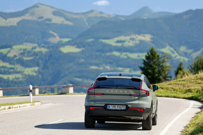 Der Volvo C40 zeigt einen hohen Fahrkomfort. Foto: © Volvo