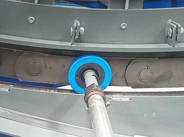 Fig. 6: Chain Support Lower Stations. Photo: © Löher Fig. 6: Chain Support Lower Stations. Photo: © Löher