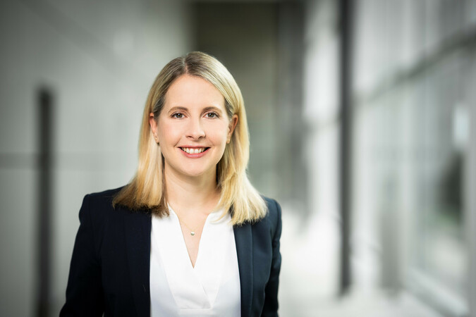 Bundesbauministerin Verena Hubertz Foto: © Bundesregierung / Steffen Kugler Bundesbauministerin Verena Hubertz Foto: © Bundesregierung / Steffen Kugler