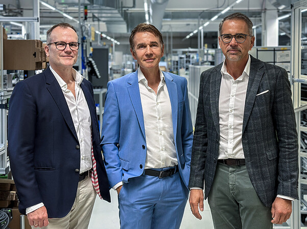 From the left: Martin Huth, Distribution and Marketing Manager and the two managing partners – the brothers Gebhard and Lothar Kübler. Photo: © Kübler Group From the left: Martin Huth, Distribution and Marketing Manager and the two managing partners – the brothers Gebhard and Lothar Kübler. Photo: © Kübler Group