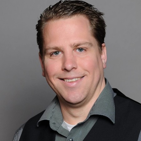 Sebastian Bourne (im Bild) produziert mit Martin Urbanek den Video-Podcast WirliebenHandwerk.digital Foto: © privat Sebastian Bourne (im Bild) produziert mit Martin Urbanek den Video-Podcast WirliebenHandwerk.digital Foto: © privat