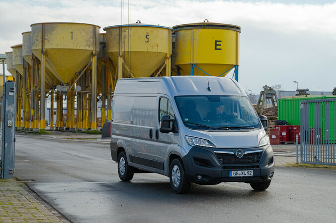 Der Opel Movano, hier als Cargo Edition in der Version L2H2 Foto: © Martin Bärtges