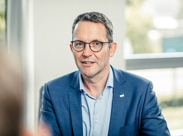 Jürgen Peitz ist bei heroal zuständiger Geschäftsführer für die Bereiche Vertrieb und Service, Produktmanagement und -entwicklung sowie Produktion und Logistik. Foto: © heroal