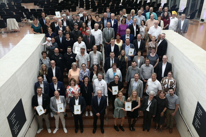 93 Preisträgerinnen und Preisträger aus NRW erhielten die Auszeichnung des Landwirtschaftsministeriums. Foto: © MULNV NRW / Yavuz Arslan